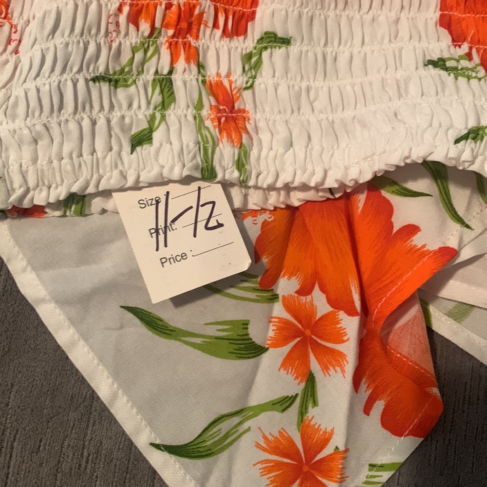 Luau Halter Dress - Picture 4 of 4